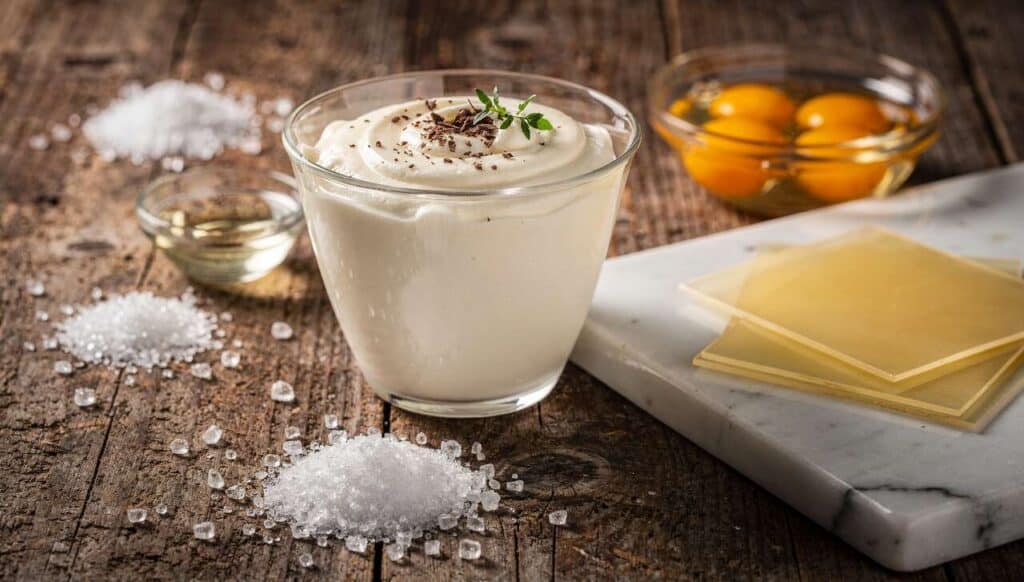 Recette de pâte à bombe : un incontournable en pâtisserie