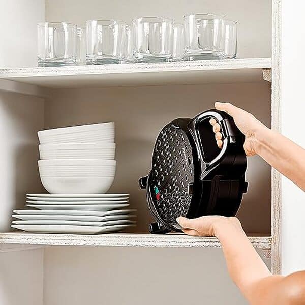 Découvrez notre test complet sur le gaufrier Mybo TV et sa capacité à préparer des gaufres délicieusement fourrées.