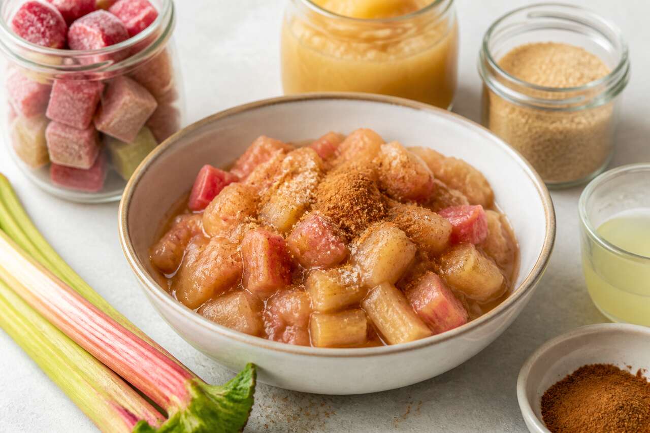 Compote de rhubarbe et pommes : recette facile