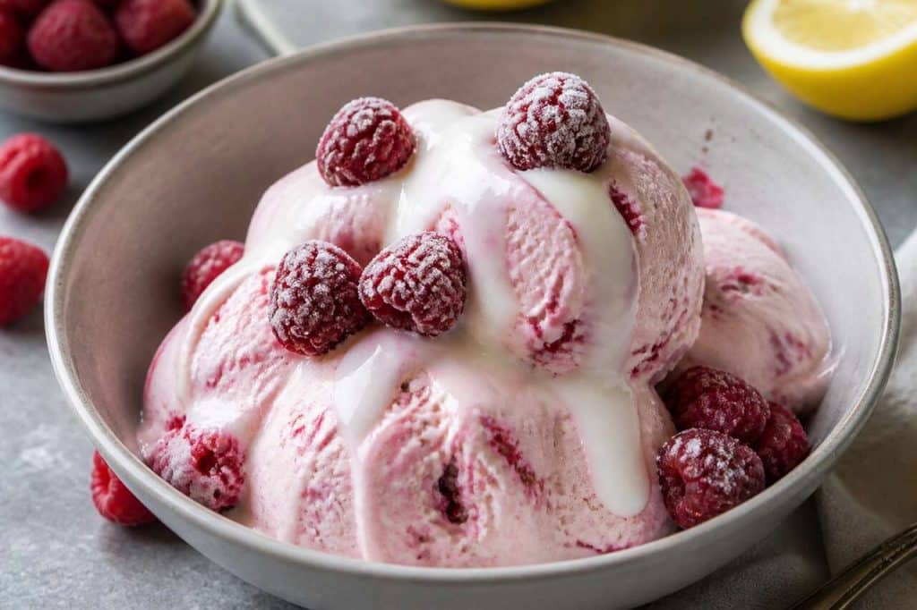 Glace à la framboise au Companion : recette facile et rapide
