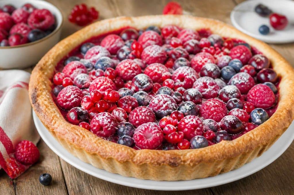 Tourte aux fruits rouges : recette gourmande maison